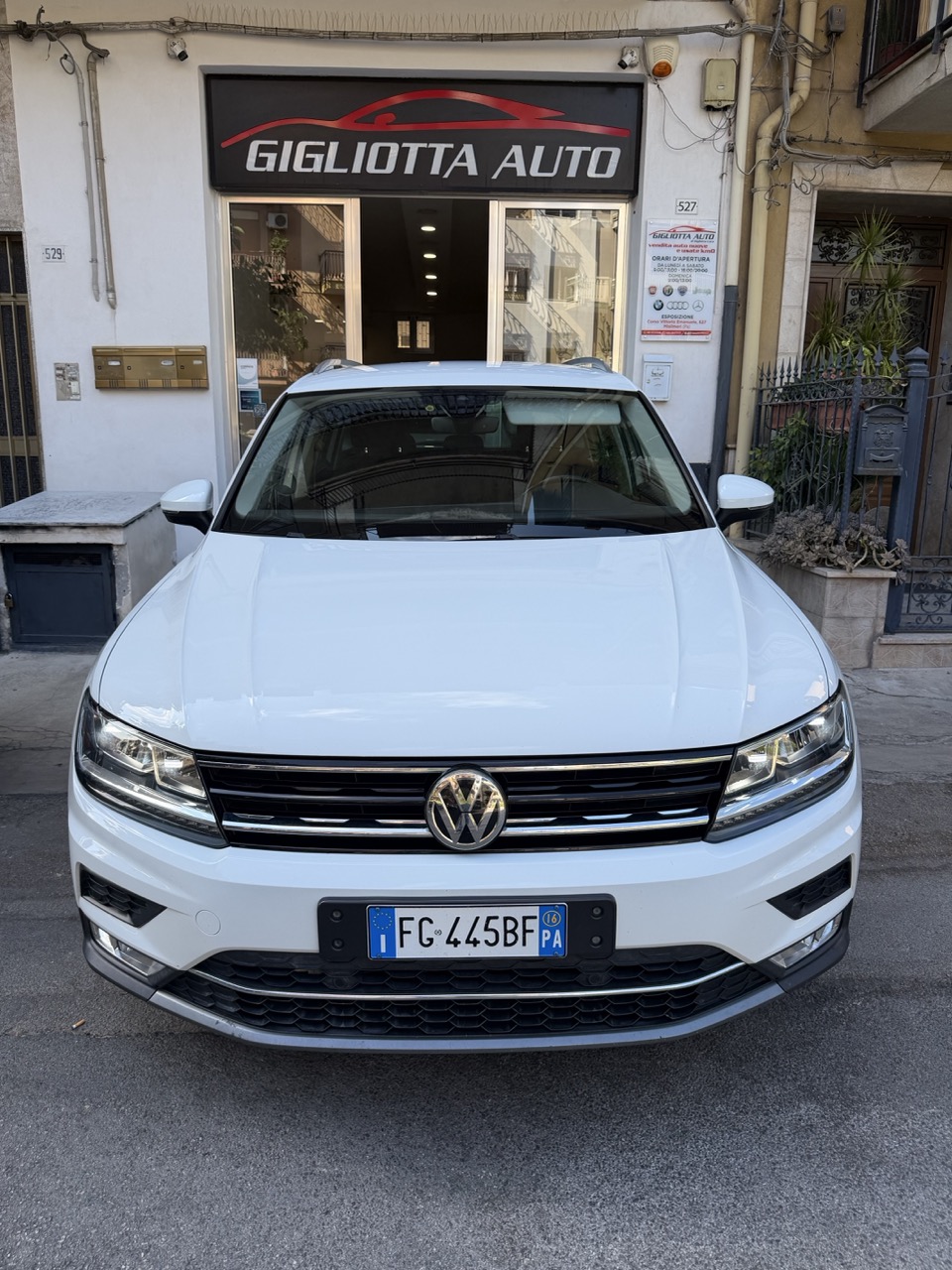 Volkswagen Tiguan 2.0 TDI SCR DSG 4MOTION Executive BMT - Foto 1